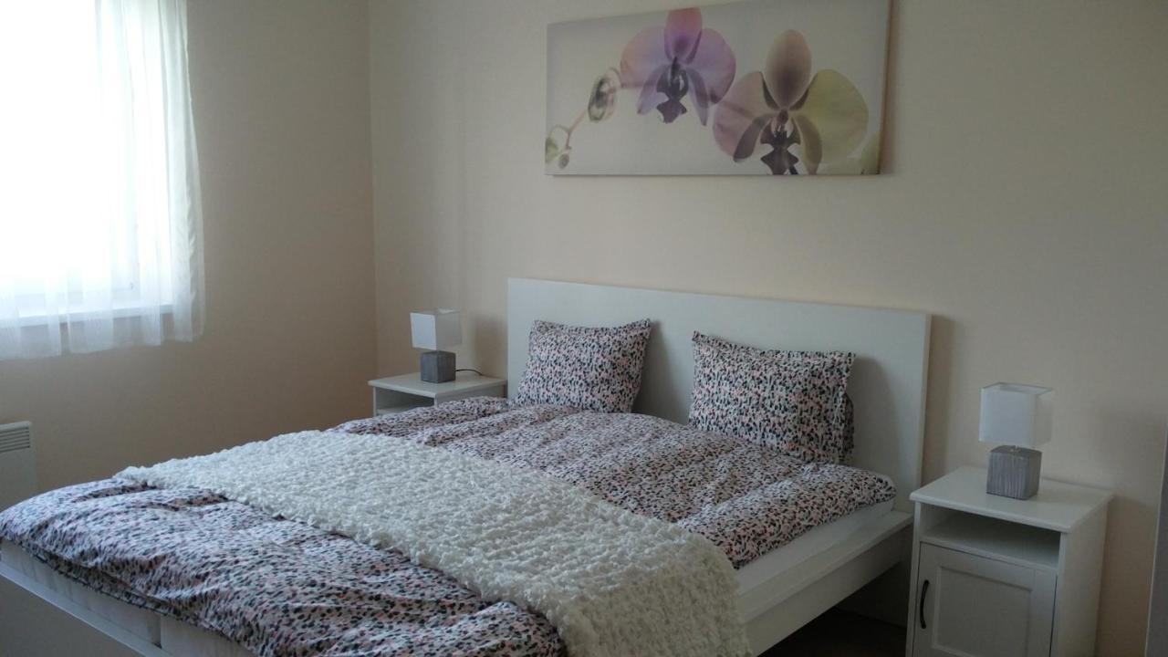 River Side Apartman Kalocsa Dış mekan fotoğraf